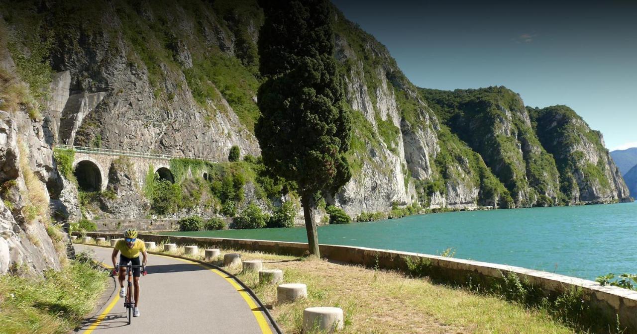 Residenza Di Prestigio In Riva Al Lago Marone Loft Zewnętrze zdjęcie